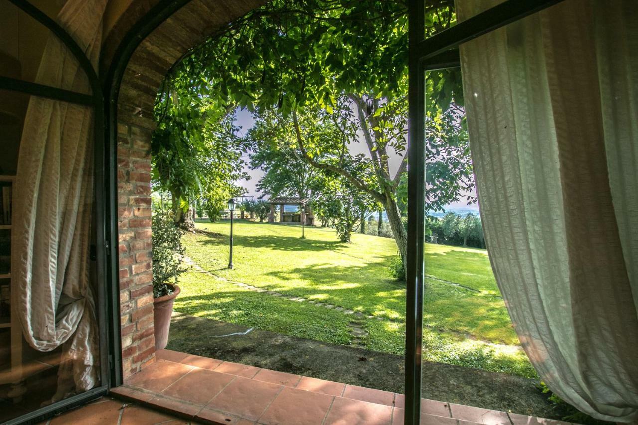 Podere Biagio Valiano Exterior photo